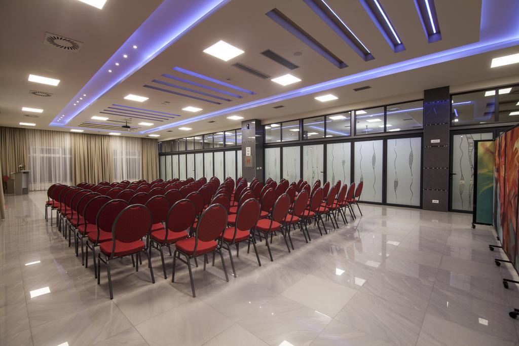 Drina Hotel Bijeljina Exterior photo